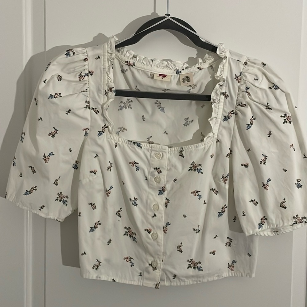 Levi’s Peasant Top - Picture 2 of 4